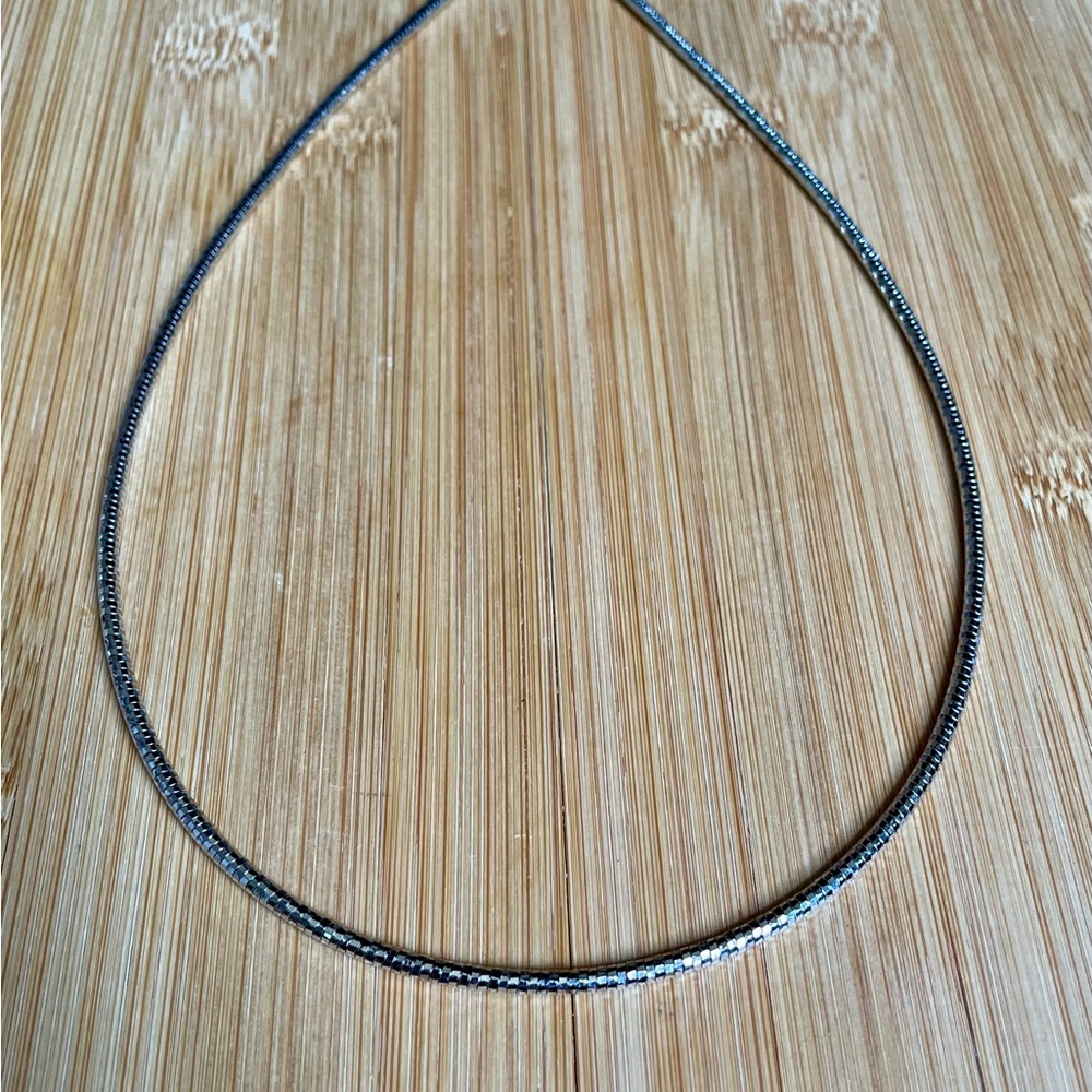 Omega style necklance - Picture 9 of 9